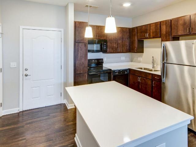 Riverview Studio Apartment for Rent at 460 N White River Pkwy West Dr, Indianapolis, IN 46222 Near Westside