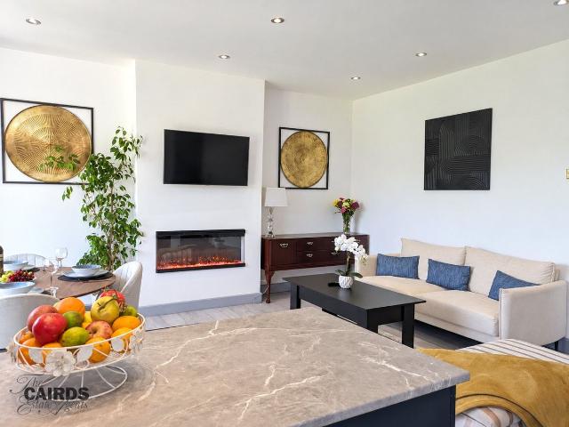 Riverview Road, Epsom, Surrey KT19, 2 bed bungalow to rent, £2,500 pcm | PrimeLocation