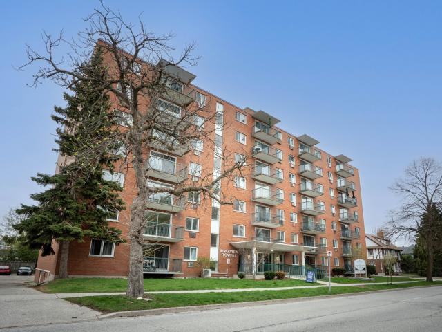 Riverview Tower Apartments 1 Bedroom, 1 Bath B Apartment for Rent