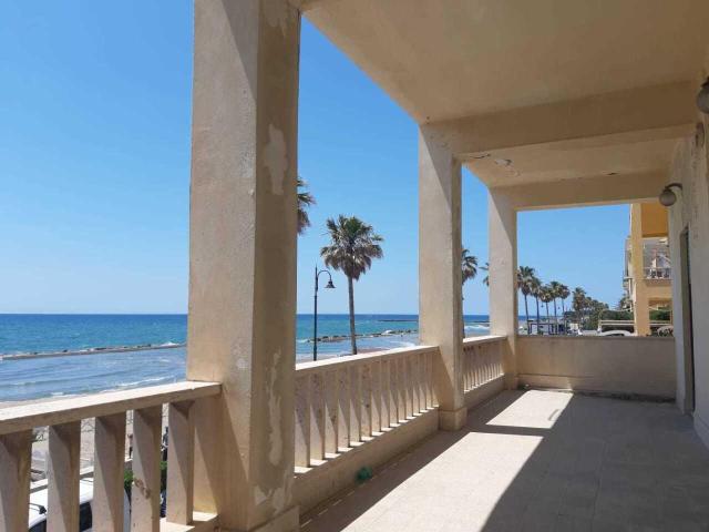 Riviera Mallozi 40 quadrilocale 110mq