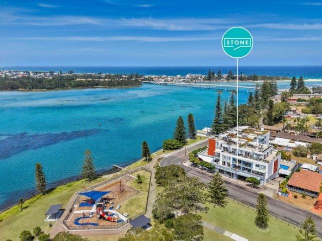 Riviera convenience, views and lifestyle