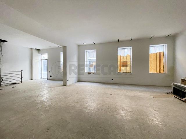 Riviera dei Ponti Romani 13 quadrilocale 222mq