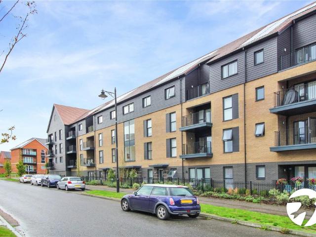Rixson Road, Weldon, Ebbsfleet. 2 bed flat to rent £1,700 pcm £392 pw