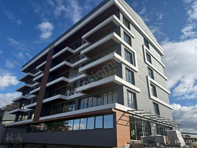 RIZA ACAR'dan BATIKENT METRO YAKINI ATRİUMDA SIFIR 1+1 SATILIK