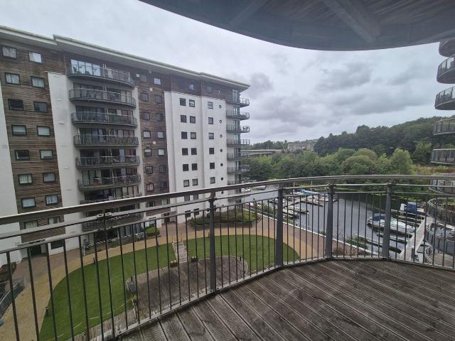 Roma, Cardiff CF11, 2 bed flat to rent, £1,100 pcm | PrimeLocation