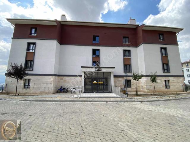 Roma 'dan 3. Etap Toki 'de Kiralık Daire