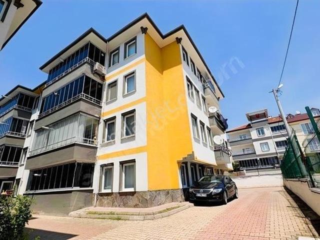 Roma' Dan Yeni Mahalle' De Site İçi Satılık Daire