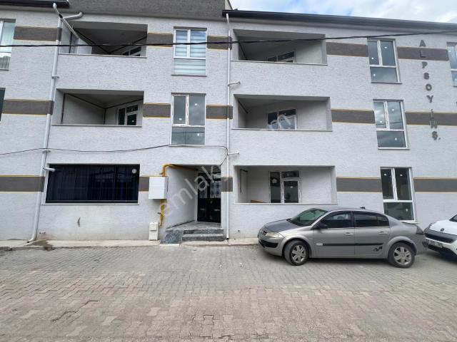 Roma' Dan Yeniceköy' De Satılık Daireler