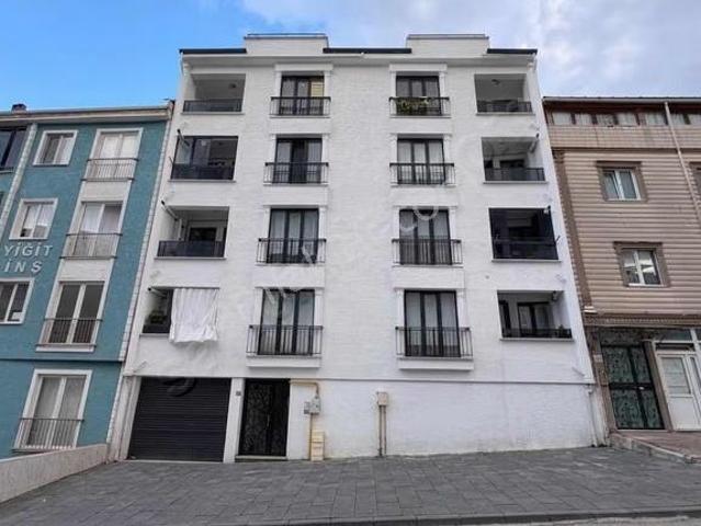 Roma' Dan Yeniceköy Mahallesi' Nde Dublex Satılık Daire