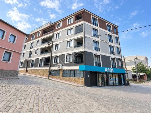 Roma’ Dan Yeniceköy Mahallesi’ Nde Satılık Daire