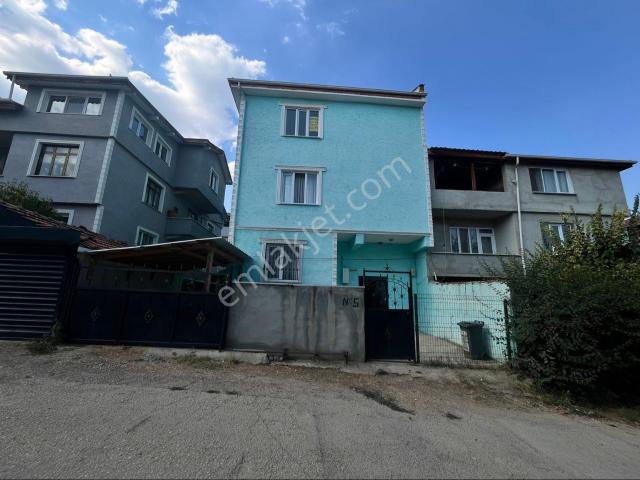 Roma’ Dan Akhisar Mahallesi’ Nde Kiralık Daire