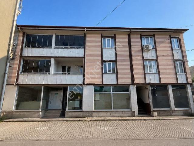 Roma' Dan Ertuğrulgazi Mahallesi' Nde Kiralık Daire