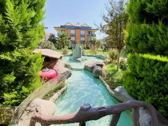 Roma 'dan Kemalpaşa Mh. Site İçi Satılık Daire