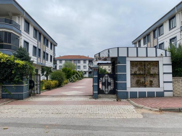 Roma ‘dan Kemalpaşa Mh.site İçi Satılık Daire