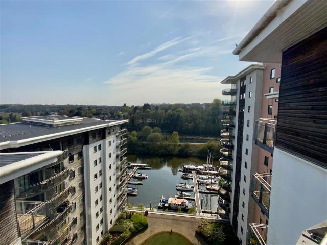 Roma, Victoria Wharf, Watkiss Way