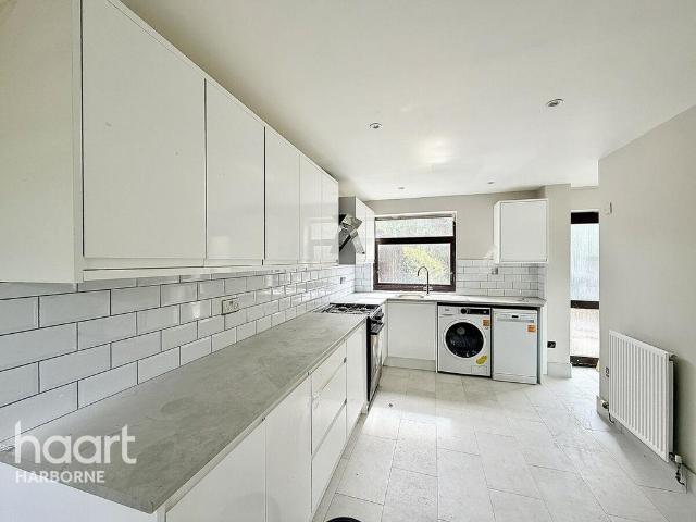Roman Way, Edgbaston 3 bed terraced house to rent £1,300 pcm £300 pw