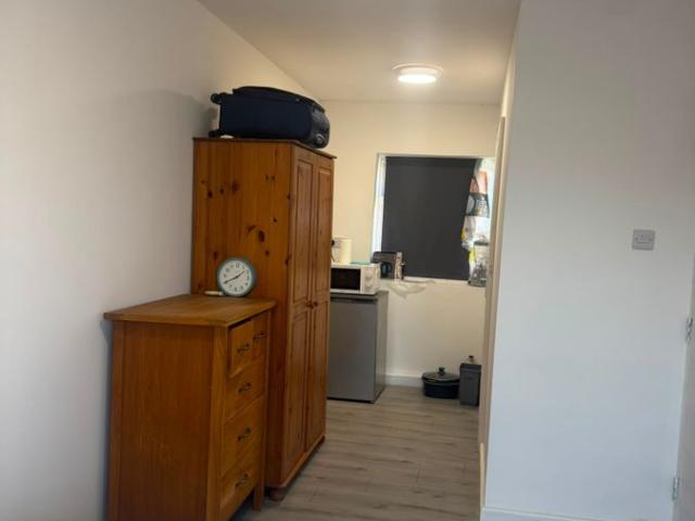 Roman Way, Thatcham, Berkshire RG18, 3 bed shared accommodation to rent, £850 pcm | PrimeLocation