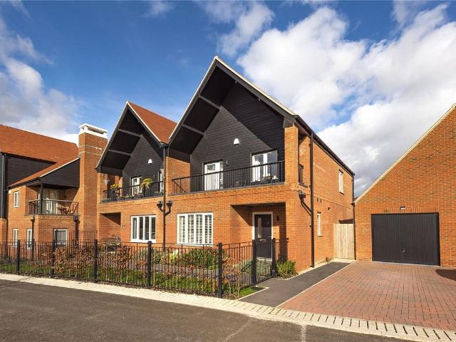 Roman Drive, Winchester, Hampshire SO22, 4 bed semi detached house to rent, £2,850 pcm | PrimeLocation