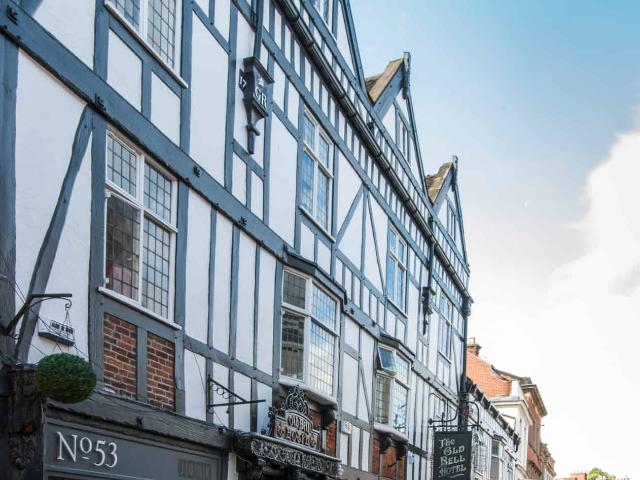 Roman House, Derby Has an Apartment