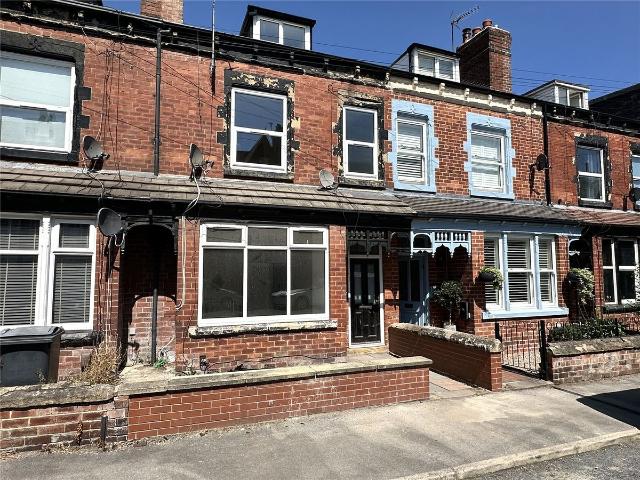 Roman Place, Leeds, West Yorkshire LS8, 4 bed terraced house to rent, £1,595 pcm | PrimeLocation