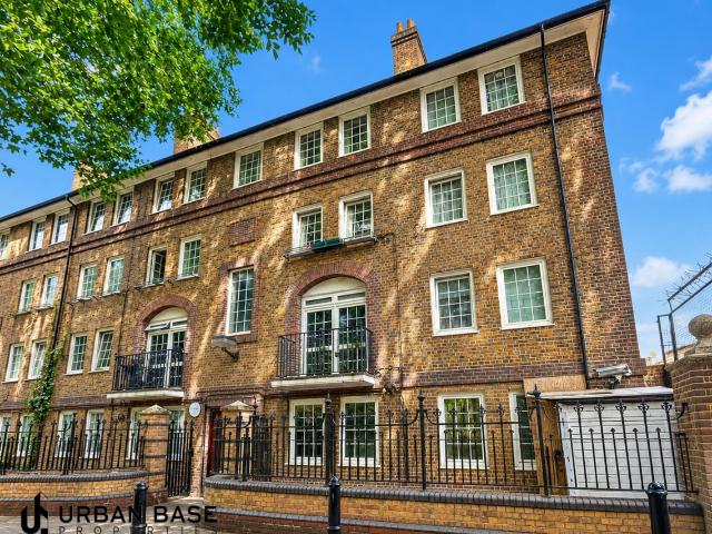 Roman Road, London E2, 3 bed maisonette to rent, £2,600 pcm | PrimeLocation