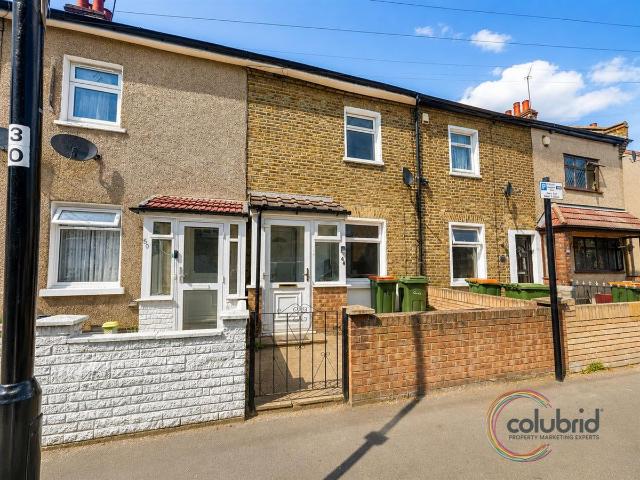 Roman Road, London E6, 3 bed terraced house to rent, £2,250 pcm | PrimeLocation