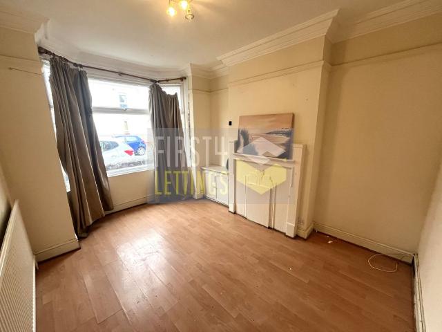 Roman Street, West End LE3, 2 bed terraced house to rent, £950 pcm | PrimeLocation
