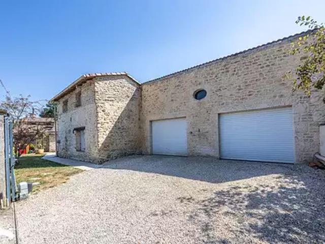 Romans 79260 Achat / Vente maison 4 pièces t4 au dernier étage