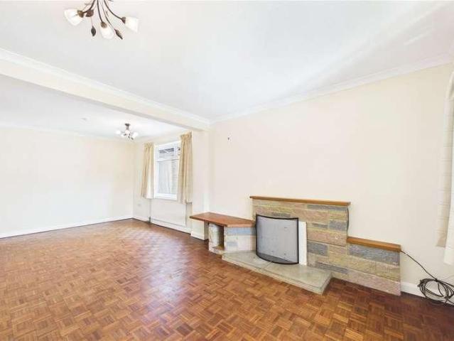 Romans Gate, Pamber Heath, Tadley, RG26