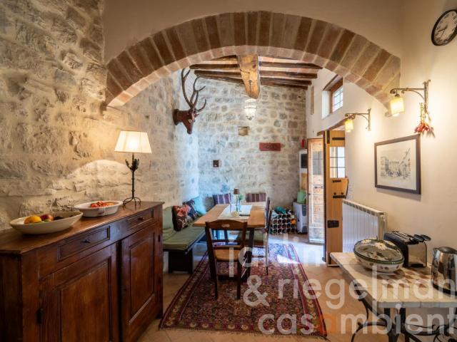 Romantico cieloterra in un incantevole borgo medievale, un a. 192m² San Venanzo