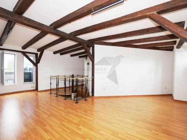 Romantische DG Maisonette 2 Raum Wohnung mit Einbauküche
