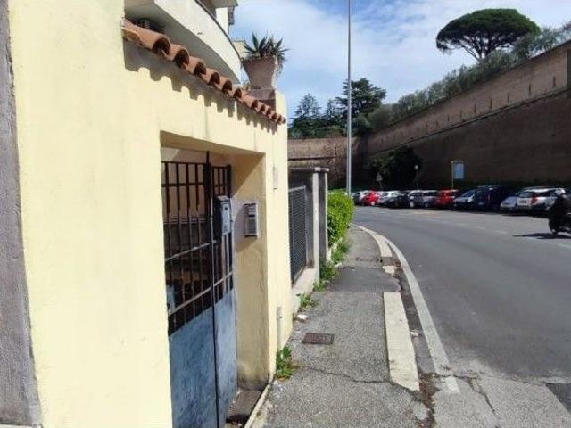 rome, Lazio 00165