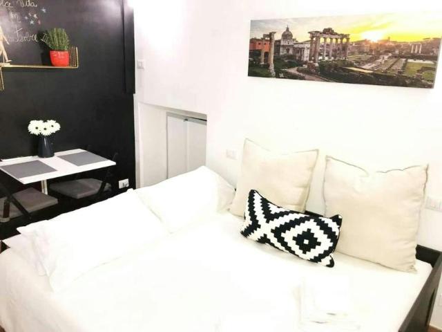 Rome Rome 00153 105555290