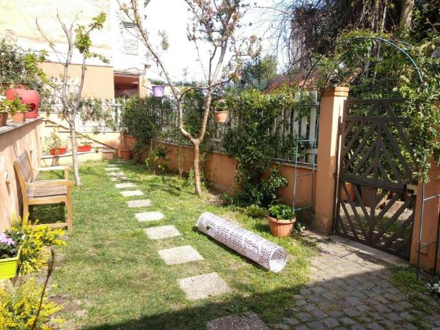 Rome Rome 00181 103324885