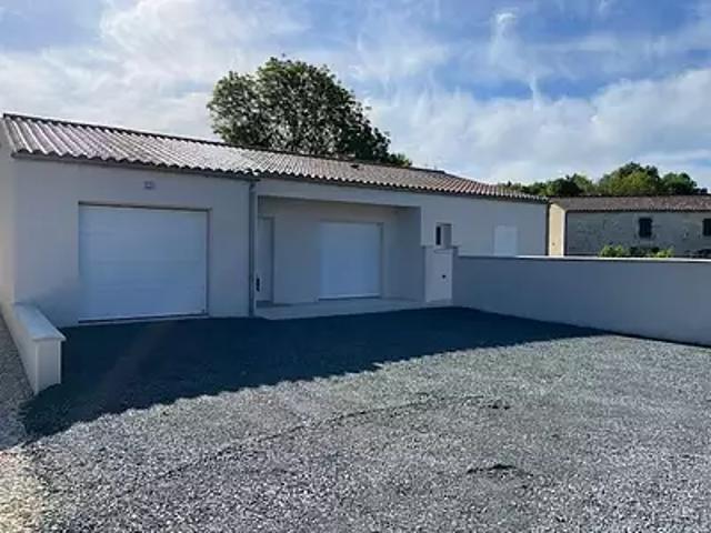 Romegoux 17250 Location maison 4 pièces t4 jardin terrasse