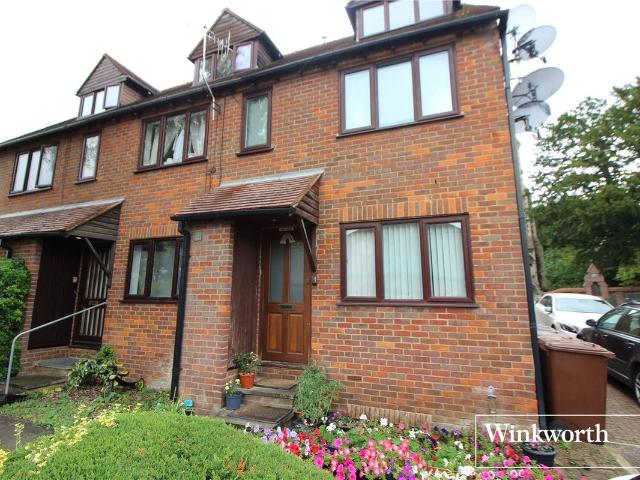 Romeland Court, Elstree, Hertfordshire WD6, 1 bed flat to rent, £1,100 pcm | PrimeLocation