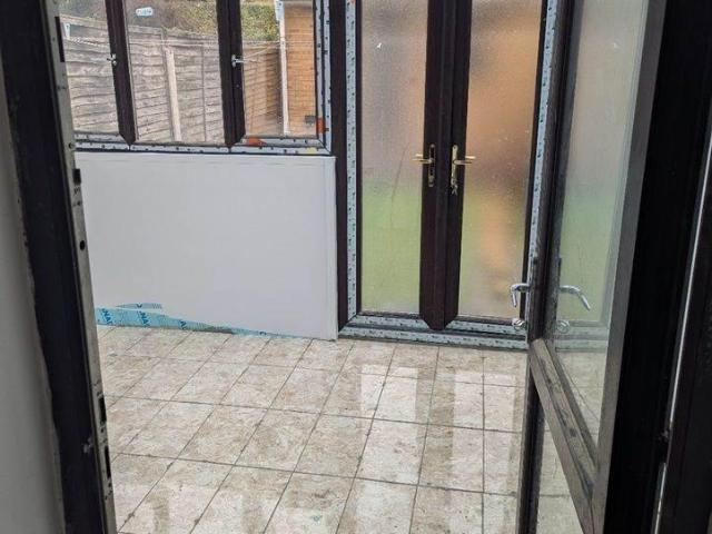 Romford, London, RM1 2 bed flat to rent £2,000 pcm £462 pw