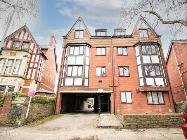 Romilly Road, Parkside Court Romilly. 2 bed flat to rent £1,050 pcm £242 pw