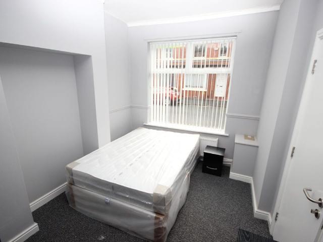 Romney Street, Salford M6, 4 bed shared accommodation to rent, £650 pcm | PrimeLocation
