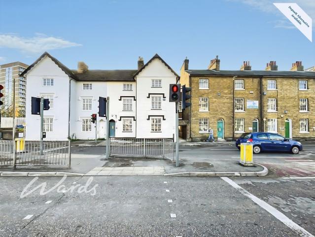 Romney Place, Maidstone ME15, 3 bed flat to rent, £1,500 pcm | PrimeLocation