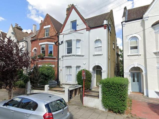 Romola Road, Herne Hill, London SE24, 1 bed flat to rent, £1,650 pcm | PrimeLocation