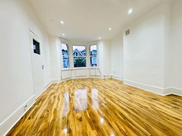 Romola Road, London SE24, 2 bed flat to rent, £2,150 pcm | PrimeLocation