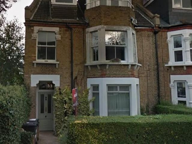 Romola Road, London SE24, 3 bed flat to rent, £2,000 pcm | PrimeLocation