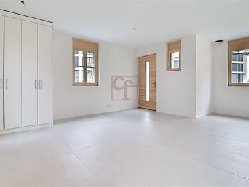 Romont Herrliches neues Triplex von 4,5 Stück mit privatem Garten