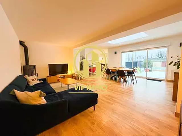 Ronchin 59790 Achat / Vente maison 8 pièces t8 terrasse parking