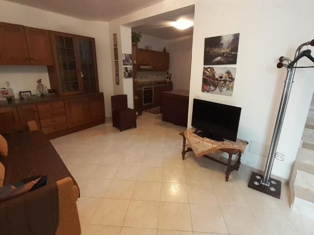 Ronco Daniele 11 trilocale 100mq