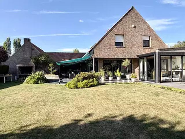 Roncq 59223 Achat / Vente maison 7 pièces t7 piscine jardin