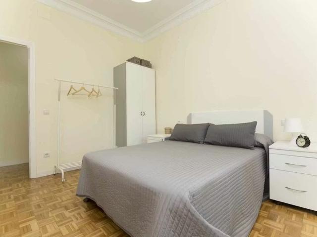 Ronda de Toledo, Madrid, Community of Madrid 28005