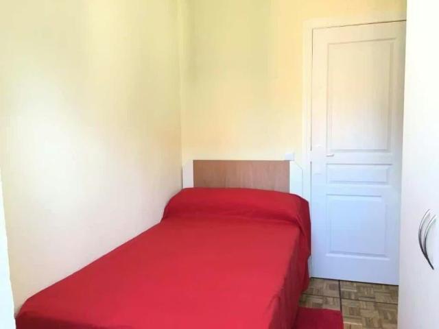 Ronda de Valencia, Madrid, Community of Madrid 28012