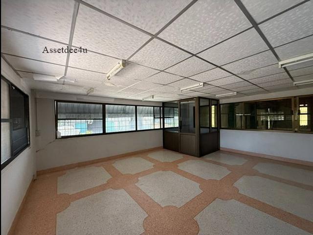 โรงงานพื้นที่สีม่วง โรงงานมีรง.4 AW562 ให้เช่าโรงงานมีออฟฟิศและที่พัก พื้นที่ 2.5 ไร่ พื้นที่สีม่วง มีรง.4 มีเครน บางโทรัด สมุทรสาคร
